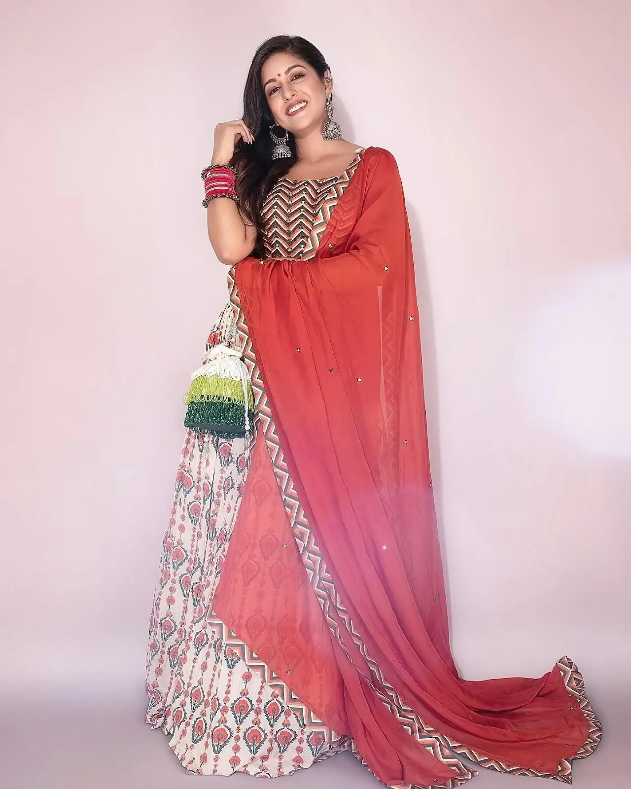 SOUTH INDIAN ACTRESS ISHITA DUTTA IN RED LEHENGA CHOLI 4